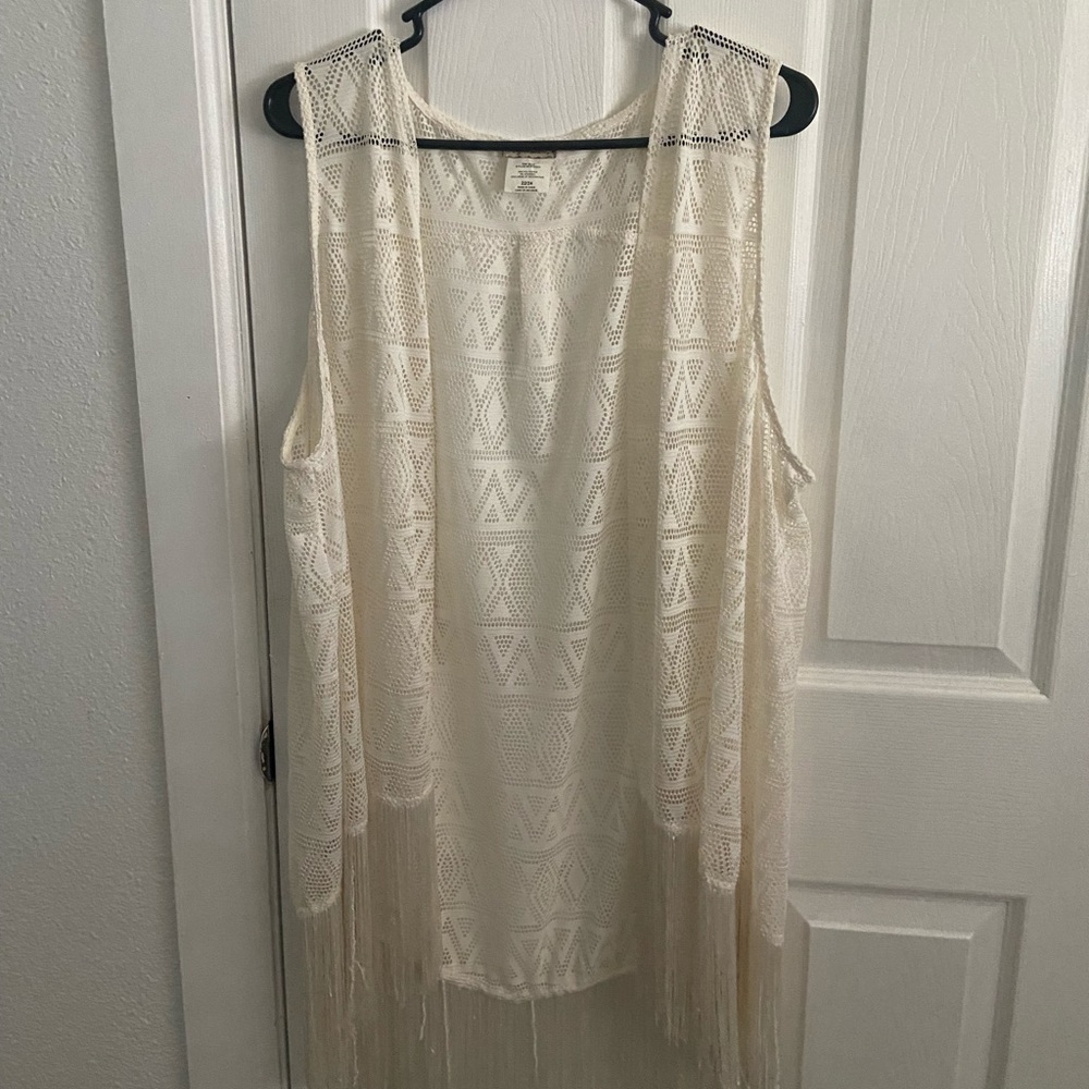 Cream, Frill and Lace flowy cardigan vest perfect for the summer